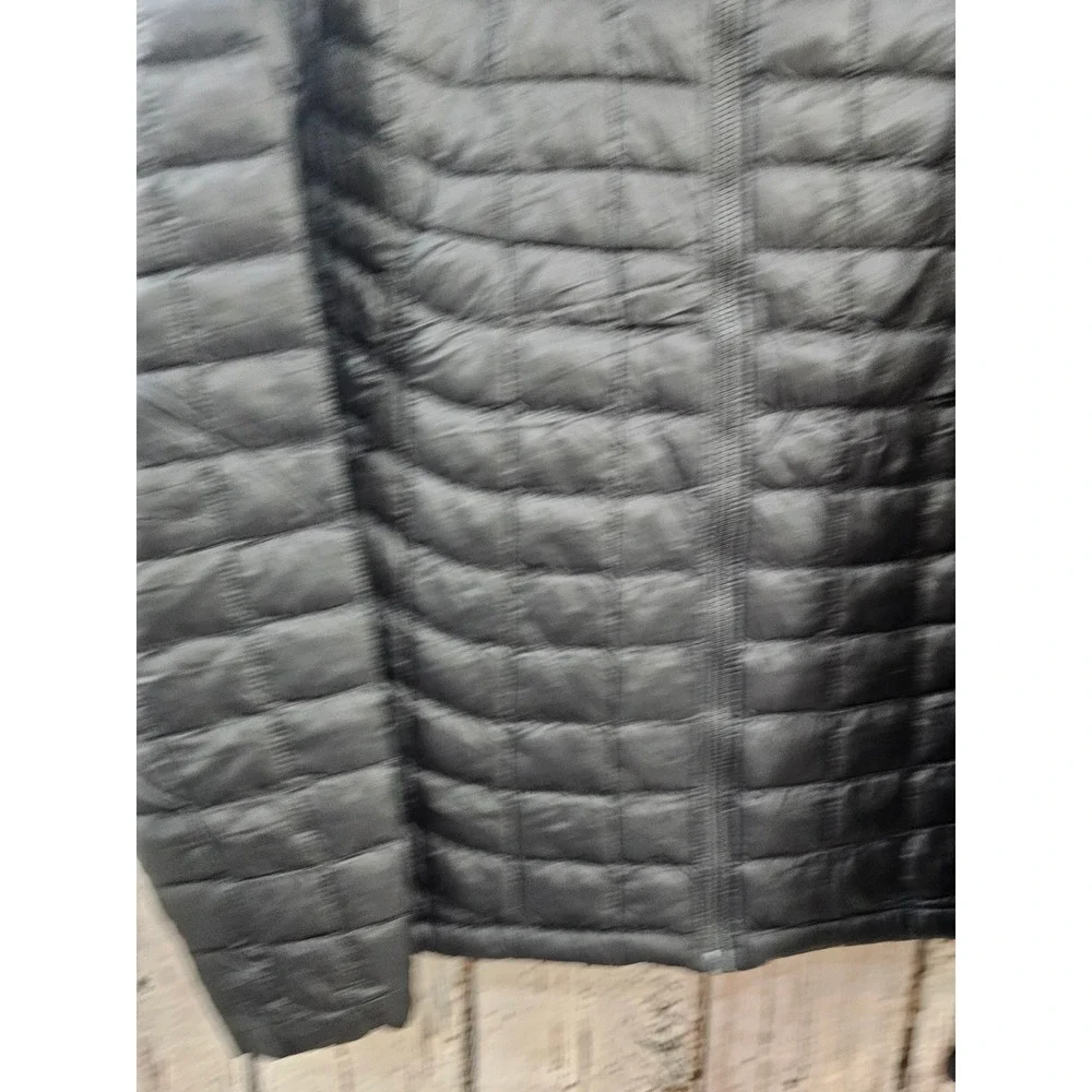 The North Face shoulders 18